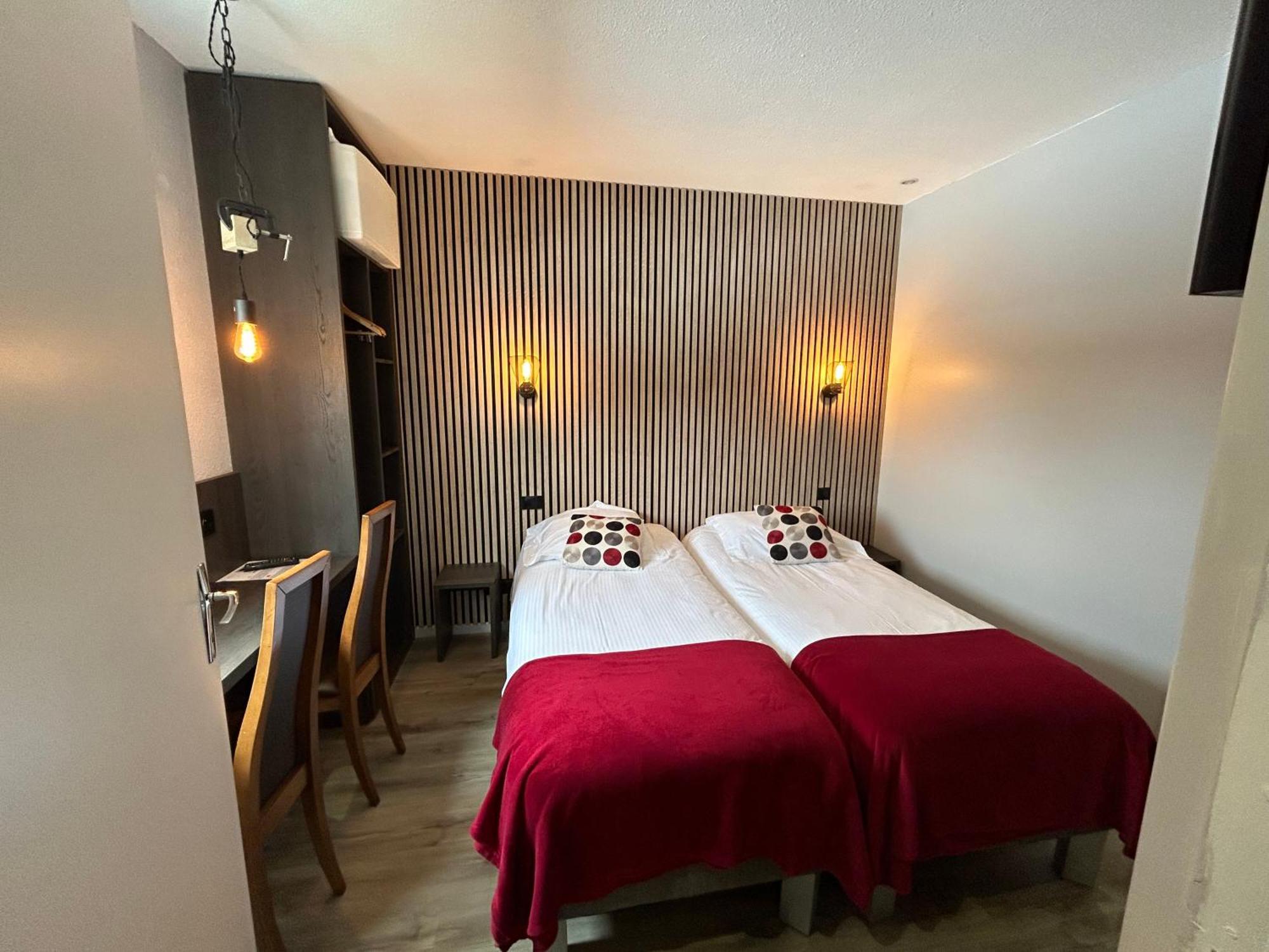 Les Orchidees , Hotel & Restaurant فردان سور ميوز المظهر الخارجي الصورة